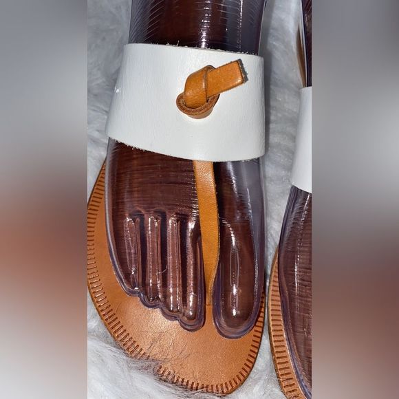 Joie Women's Baylin Flat Sandal - Picture 7 of 12